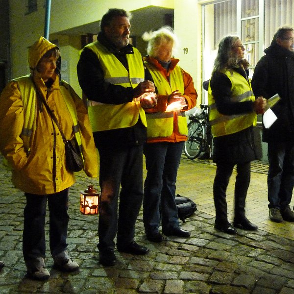 07.November 2011 0001.JPG - Mahnwache in Bredstedt am 7.11.2011 einen Abend bevor der Vermittlungsausschuss über das CCS Gesetz tagt